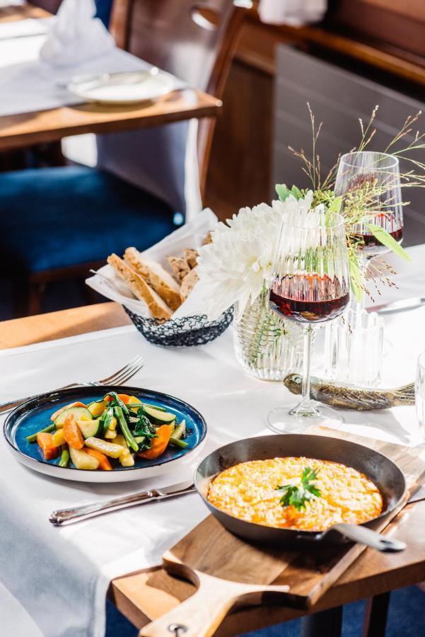 3 Sterne Boutique Gasthaus Poestli Rifferswil 外观 照片